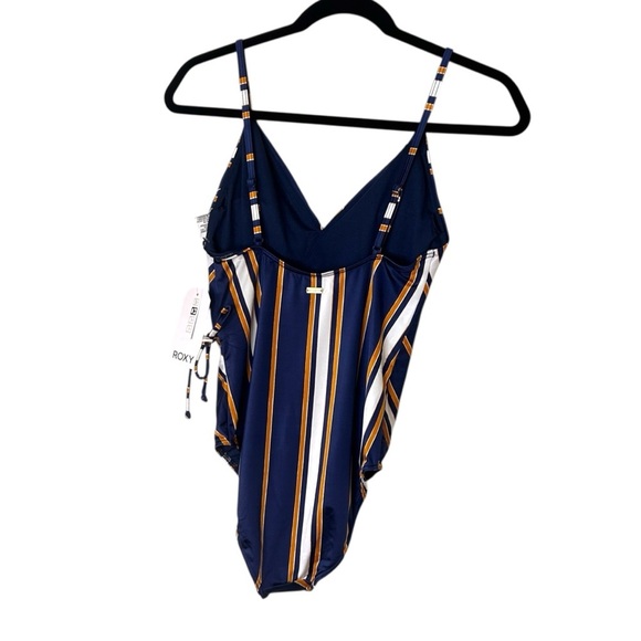 Roxy Women's Romantic Senses One Piece Swimsuit- Size Small - Picture 9 of 13